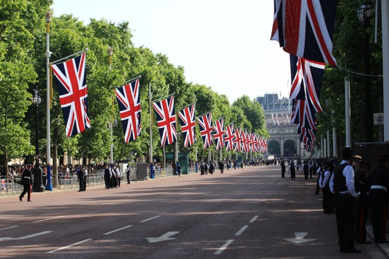 重大利好！移民英国的最快途径，看看适合你吗？